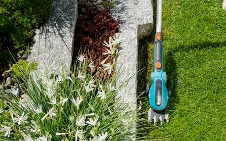 Immagine prodotto Gardena Cesoie per erba e cesoie per cespugli Comfort Cut (Tagliasiepi a batteria)
