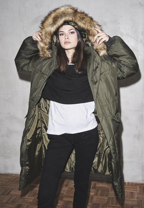 Immagine prodotto Urban Classics Ladies Oversize Faux Fur Puffer Coat (XS)