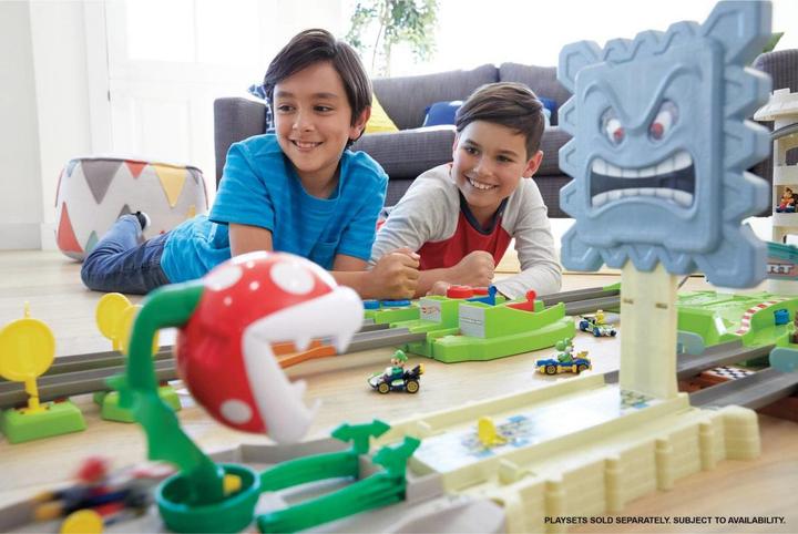 Actual product image Hot Wheels Mario Kart playset