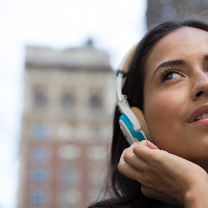Produktbild Bose SoundLink OnEar Bluetooth Headphones (15 h)