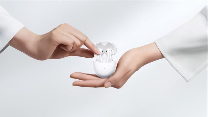 Actual product image Huawei FreeBuds 5 (ANC, 3.50 h, Wireless)