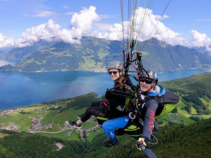 Immagine prodotto Smartbox Indimenticabile volo in parapendio in tandem per 1 persona (1 pers.)