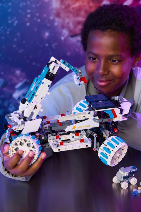 Actual product image LEGO 42211 Confidential (42211, LEGO Technic)