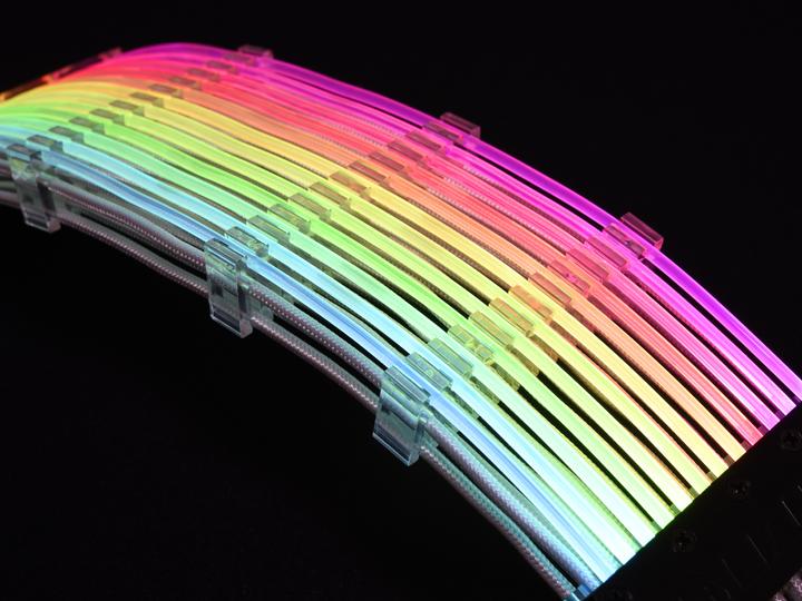 Actual product image Lian-Li Strimer 24-pin RGB motherboard cable (RGB)