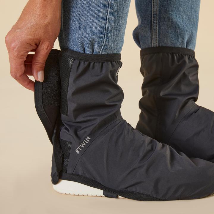 Actual product image Btwin shoe cover 900 169399 (45, 46, 47)