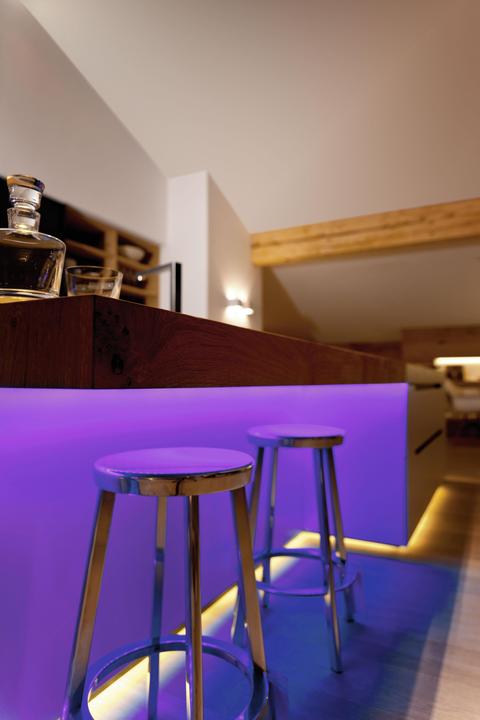 Image du produit EGLO Stripe-c (Blanc chaud, Blanc neutre, Blanc froid, RGBW, 300 cm, Intérieur)