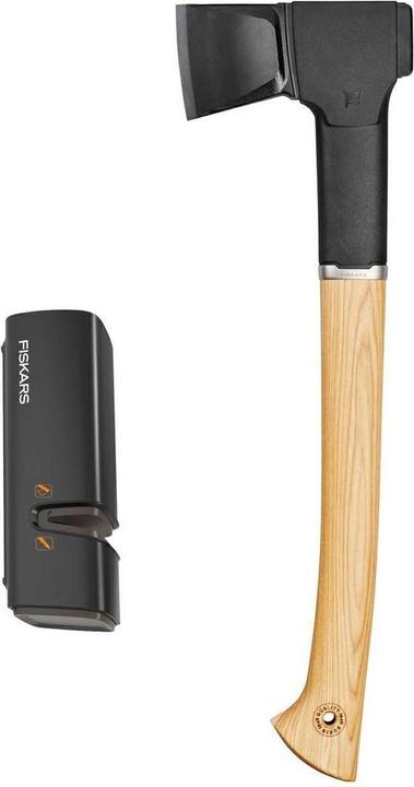 Actual product image Fiskars Splitting Axe Norden N12 Carbon Steel Blade incl. Sharpener