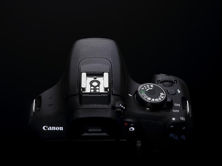 Image du produit Canon EOS 1200D, DSLR, 18MP, FullHD, Body (APS-C / DX)