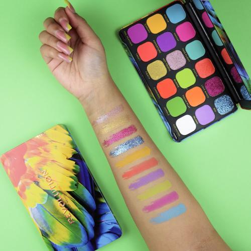 Immagine prodotto Makeup Revolution Per sempre impeccabile (Uccelli del paradiso)