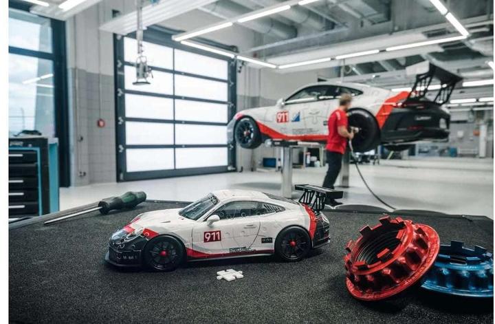 Produktbild Ravensburger Porsche 911 GT3 Cup (108 Teile)