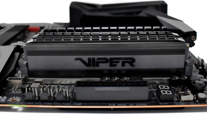Actual product image Patriot Extreme Performance Viper 4 Blackout Series (2 x 32GB, 3200 MHz, DDR4-RAM, DIMM)