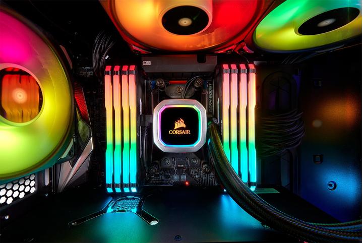 Produktbild Corsair H100i RGB Platinum