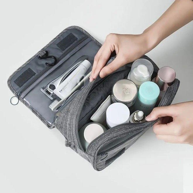Actual product image MU Style Oxford Series hanging toiletry bag