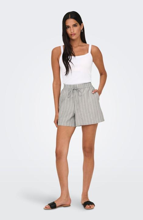 Produktbild JdY Locker geschnitten Mittlere Taille Shorts Shorts (M)