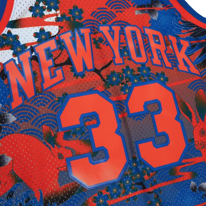 Actual product image Mitchell & Ness Swingman Mesh Jersey New York Knicks ASIAN Ewing - S (S)