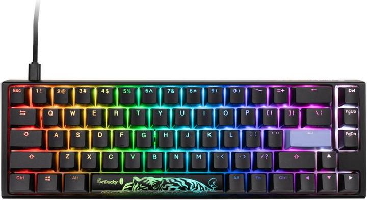 Produktbild Ducky One 3 Classic Black/White SF Gaming Tastatur, RGB LED - MX-Brown (US) (US, Kabelgebunden)