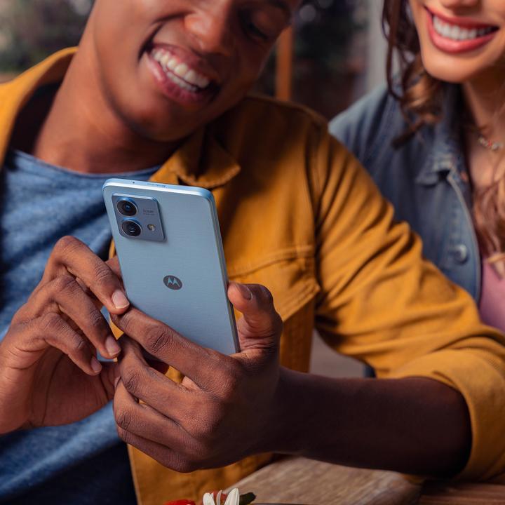 Actual product image Motorola moto g84 (256 GB, Marshmallow Blue, 6.55", Hybrid Dual SIM, 50 Mpx, 5G)