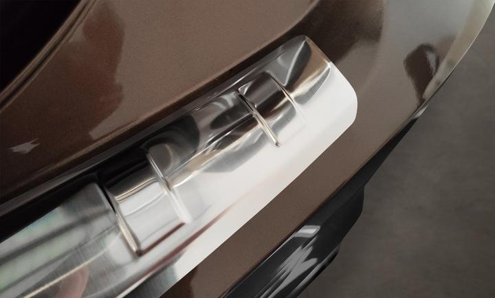 Actual product image Avisa Stainless steel bumper protection for Mitsubishi Eclipse Cross PHEV from 2021 until today (Rear)