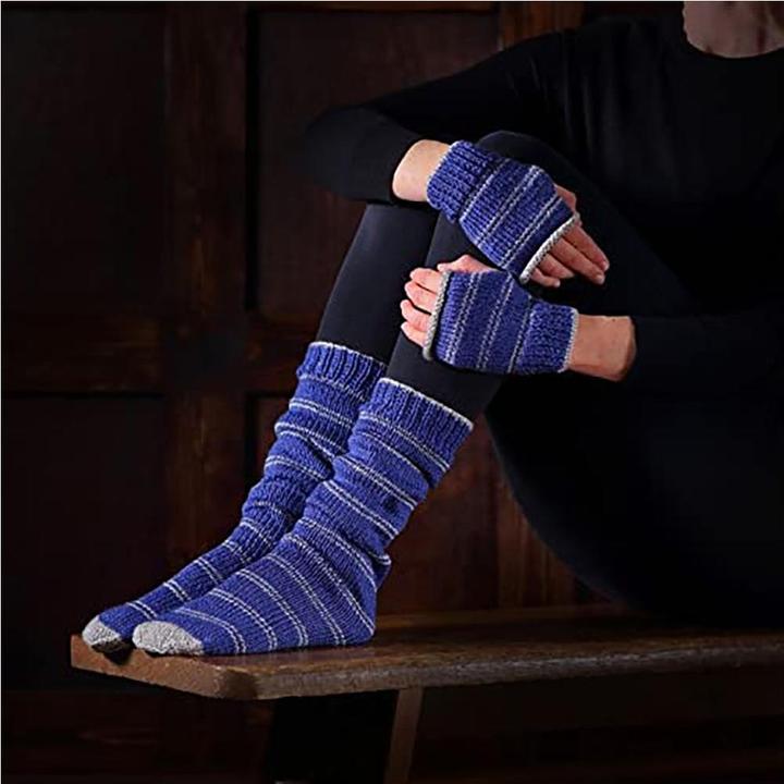 Produktbild Thumbs Up Harry Potter - Ravenclaw Strick Set Haussocken und Fäustlinge