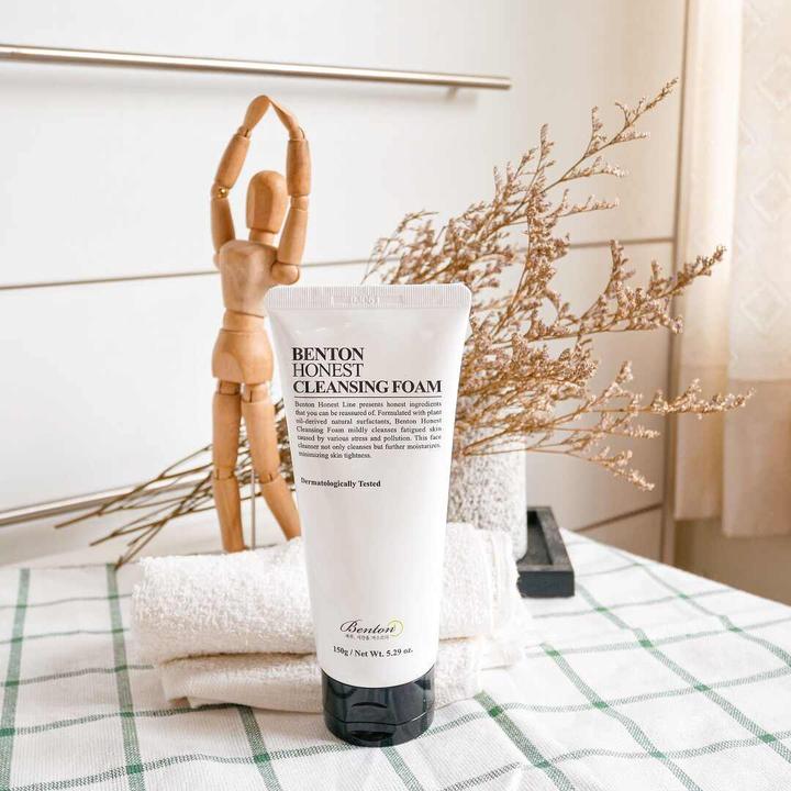 Image du produit Benton Mousse nettoyante honnête (Mousse, 150 ml)
