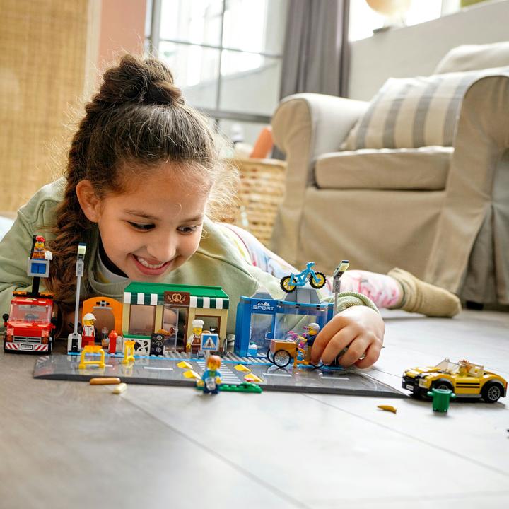 Immagine prodotto LEGO Strada commerciale della città con negozi 60306 (60306, LEGO City)