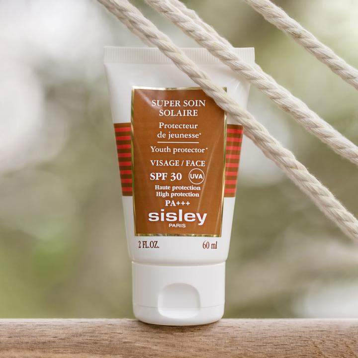 Actual product image Sisley Super Soin Solaire Visage SPF 30 (Sun cream face, SPF 30, 60 ml, 60 g)