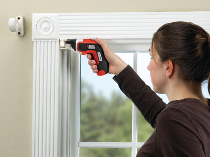 Image du produit Black & Decker Compact Lithium-ion (Fonctionnement sur batterie)