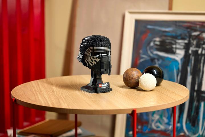 Produktbild LEGO Star Wars - Kylo Ren Helm 18+(75415) (75415, LEGO Star Wars)
