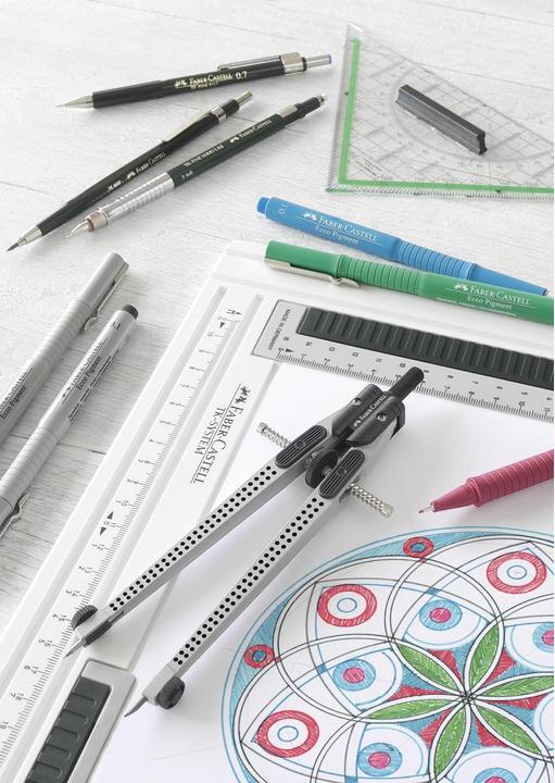 Actual product image Faber-Castell Geo triangle 20 cm with handle (227 mm)