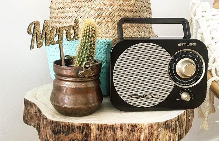 Actual product image Muse M-055 RB Portable Analog (MW, FM)