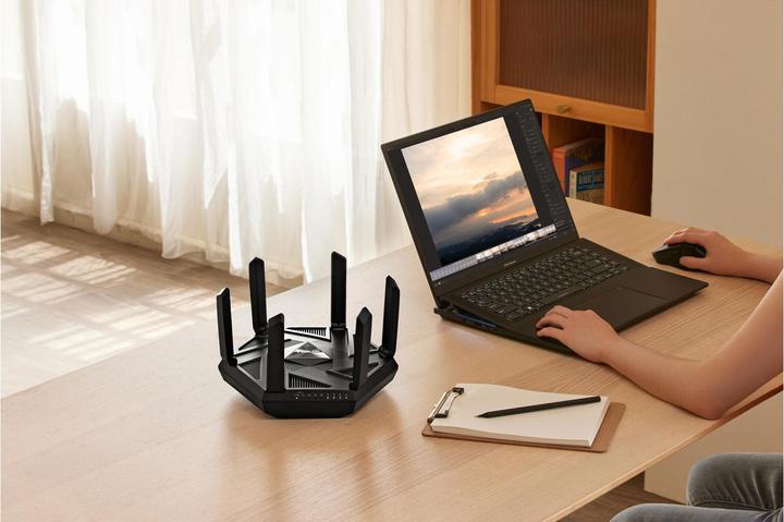 Actual product image ASUS WL Router RT-AXE7800 AiMesh