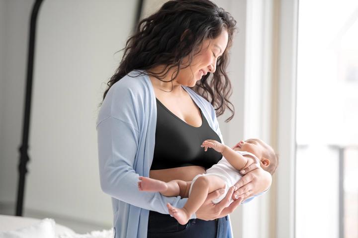 Actual product image Medela Ultimate BodyFit Pregnancy and Nursing Bra (XL)