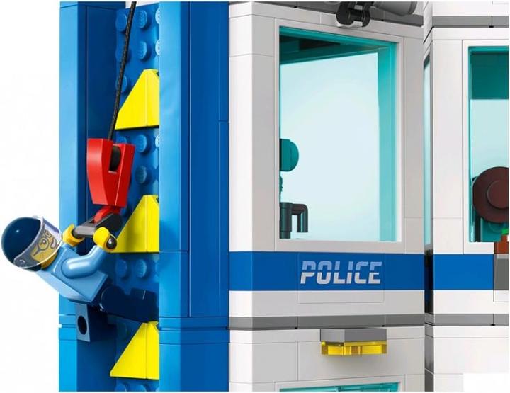 Produktbild LEGO Polizeischule (60372, LEGO City)