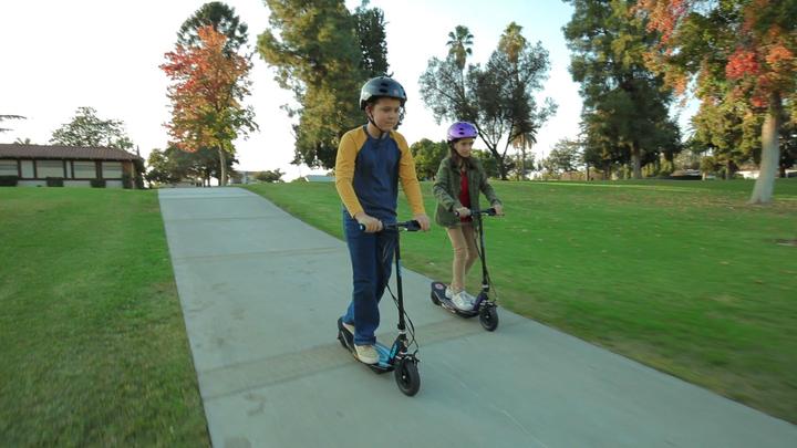 Produktbild Razor Power Core E100 (18 km/h, 18 km)