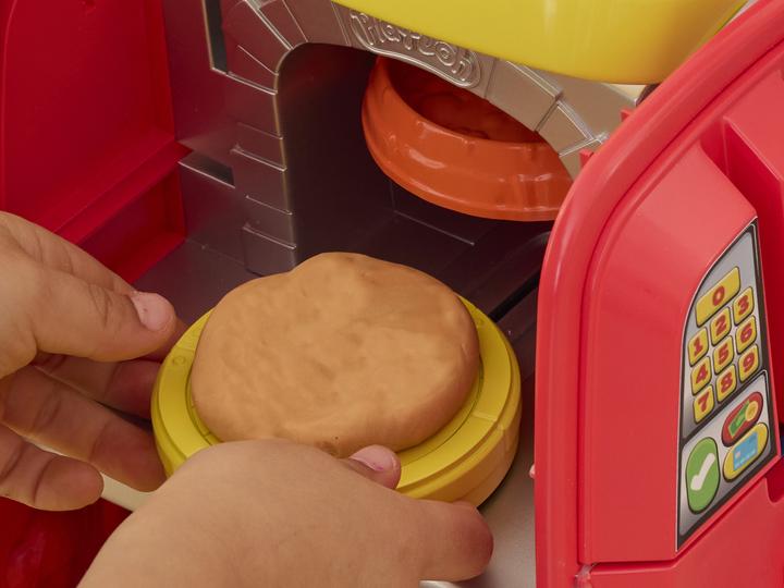 Actual product image Hasbro Play-Doh Pizza Delivery Pass