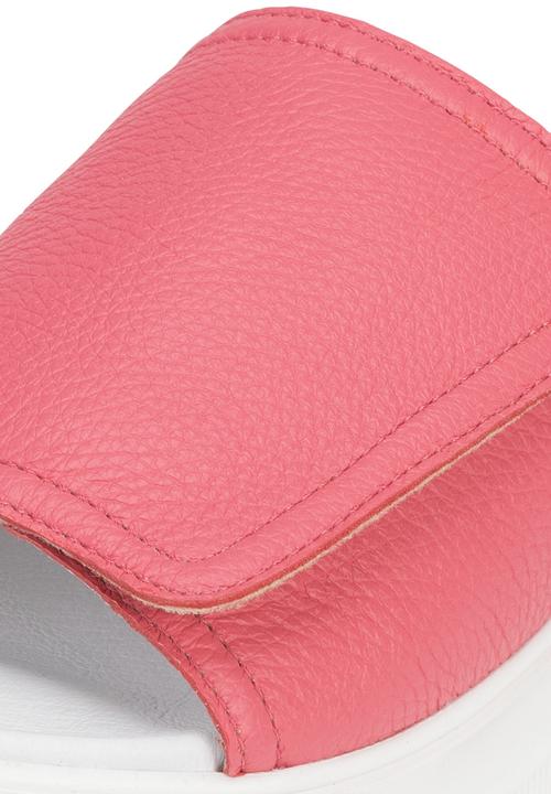 Actual product image Vitaform Supersoft mule (40)