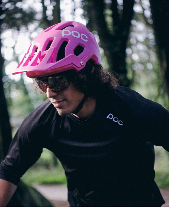 Actual product image Poc Axion Spin Bicycle Helmet (59 - 62 cm)