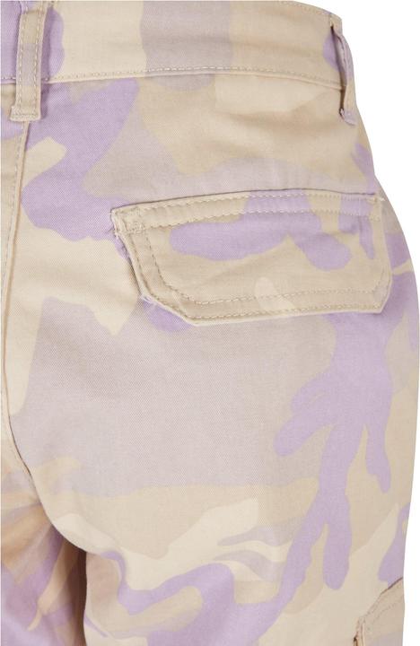 Actual product image Urban Classics Ladies High Waist Camo Cargo Pants - 5710 (33)