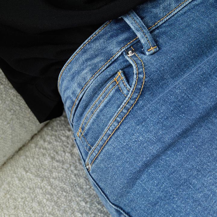 Actual product image La Redoute Collections Slim-fit jeans (38)