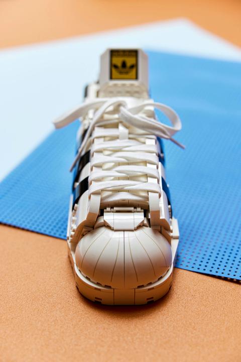 Actual product image LEGO Adidas Originals Superstar (10282, LEGO Icons)