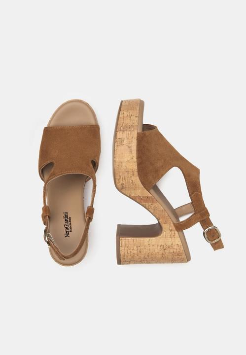 Actual product image Nero Giardini Pumps (38)