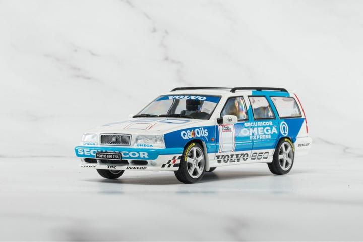 Image du produit Solido 1:43 Volvo 850 T5-R Tribute blanc