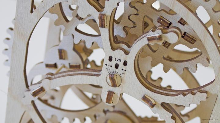 Actual product image Ugears Timer 20 minutes