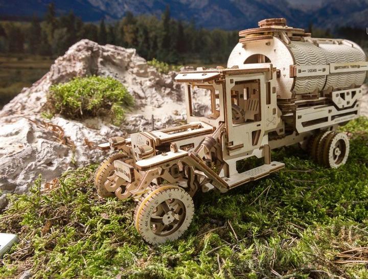 Actual product image Ugears Tank truck