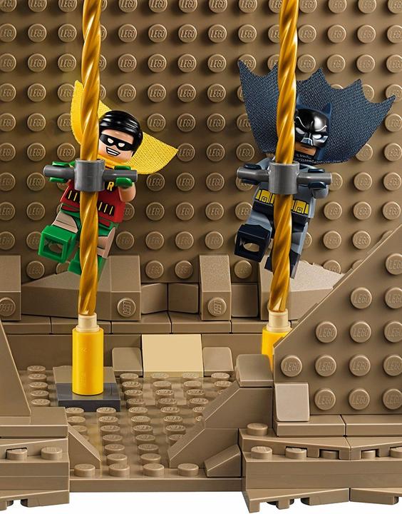 Image du produit LEGO DC Comics Super Heroes Batcave (76052, LEGO DC)