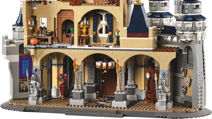 Produktbild LEGO Das Disney Schloss (71040, LEGO Seltene Sets)