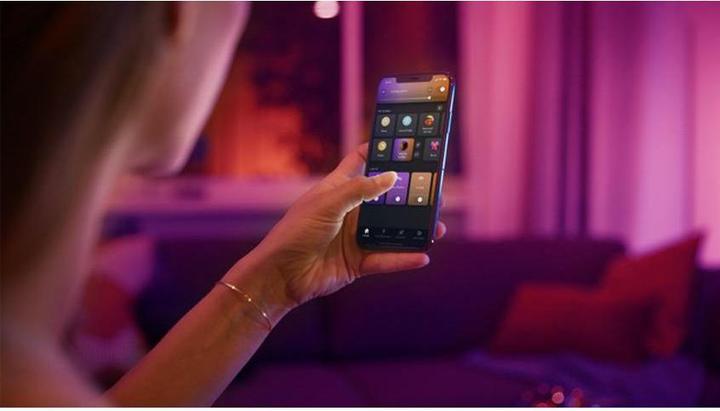 Actual product image Philips Hue Starter Kit (E27, 9 W, 1055 lm, 3 x, F)