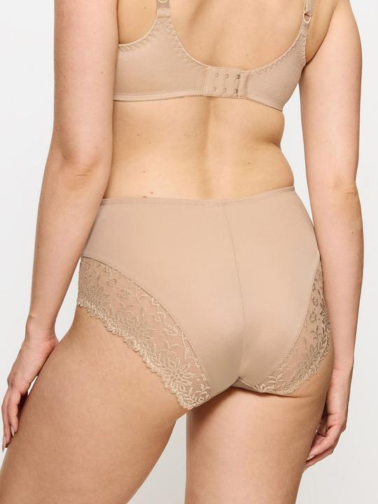 Actual product image Triumph Ladyform Soft maxi briefs (46, pack of 2)