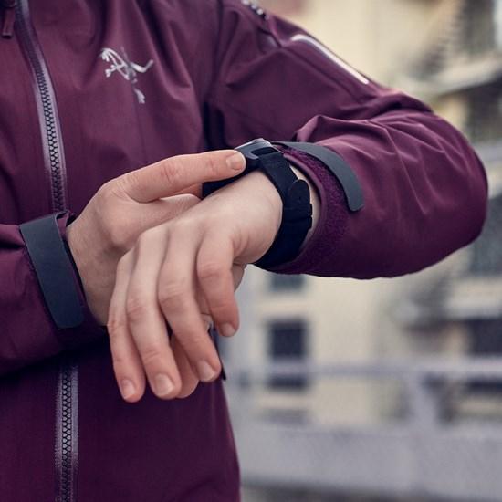 Produktbild Suunto 24 URB5 MicrFiber Strap /Black M (24 mm, Textil, Microfaser, 9, Spartan Sport, Spartan Sport Wrist HR/BARO, D5)