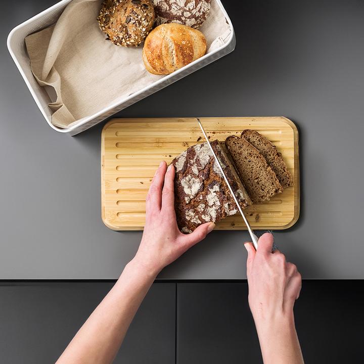 Actual product image Lars Nysøm Bread box with cutting board Glaede